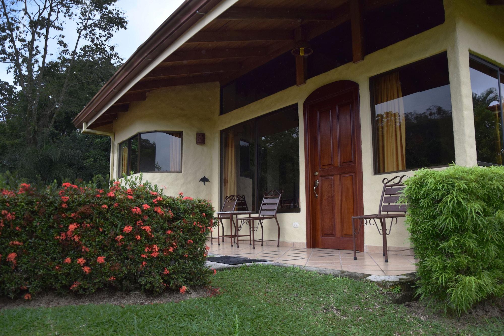 Arenal Volcano Inn La Fortuna Exterior photo