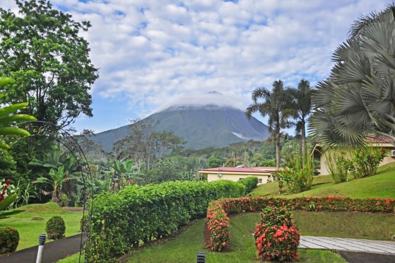 Arenal Volcano Inn La Fortuna Exterior photo