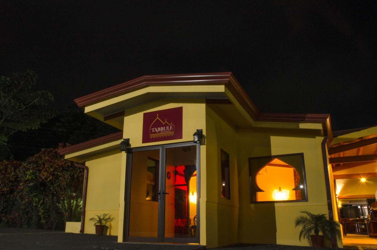 Arenal Volcano Inn La Fortuna Exterior photo